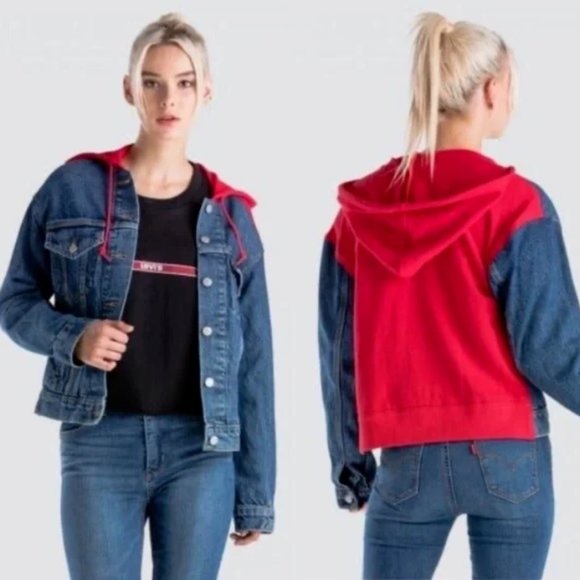 LEVI'S WOMEN'S SIZE MEDIUM DENIM BLUE TRUCKER JACKET WITH RED KNIT ACCENTS - Picture 1 of 7